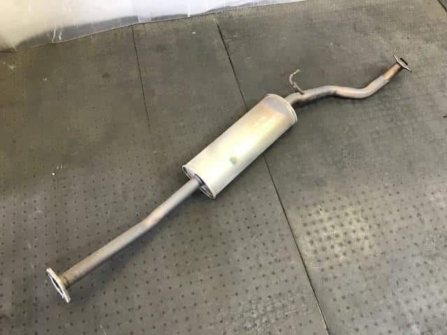 Exhaust Center Muffler NISSAN March 2009 DBA-AK12 — photo 1