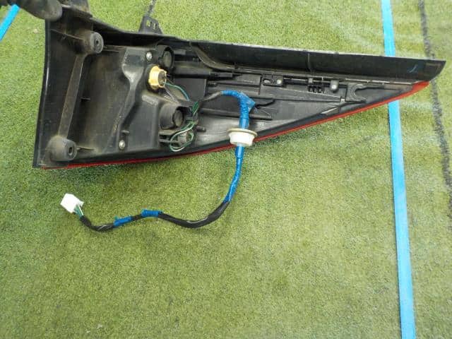 Left Tail Light NISSAN Lafesta 2013 DBA-CWFFWN 26555HA00G — photo 2