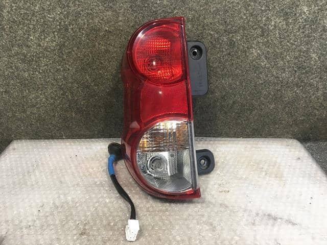Left Tail Light NISSAN Nv200 vanette 2009 DBF-VM20 — photo 1