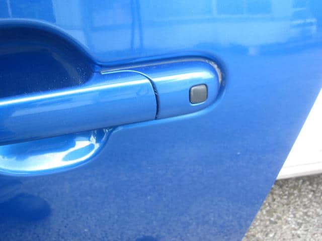 Front Left Door Assembly NISSAN Moco 2011 DBA-MG33 — photo 2