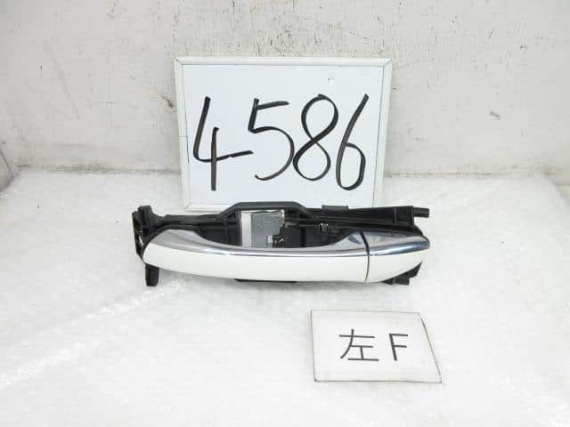 Outer Door Handle MERCEDES-BENZ Benz e class 2007 DBA-211052C — photo 1
