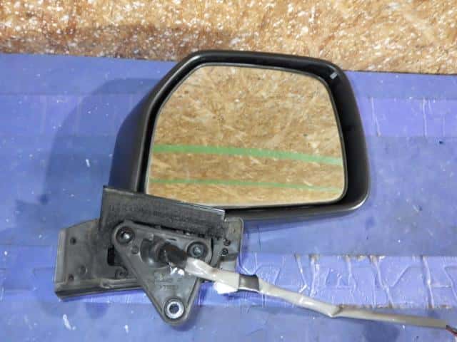 Right Side Mirror DAIHATSU Move 2004 UA-L150S — photo 4