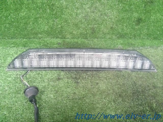 Third Brake Light MITSUBISHI Outlander 2006 DBA-CW5W — photo 1