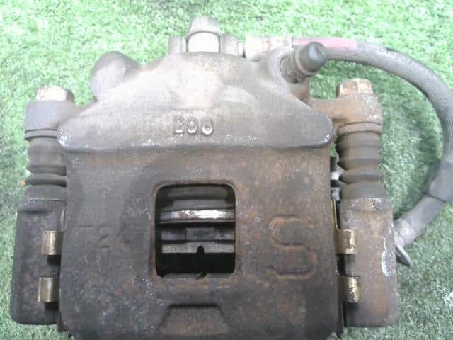 Front Left Caliper NISSAN Moco 2012 DBA-MG33 — photo 4