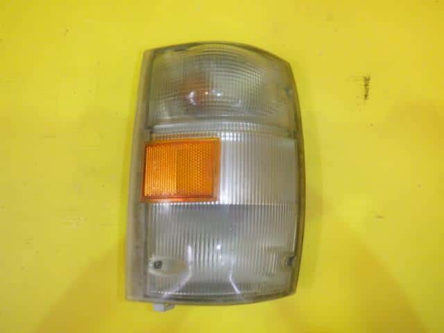 Right Side Marker Light ISUZU 2003 KR-NKR81E — photo 1