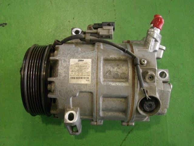 A/C Compressor NISSAN Serena 2010 DBA-CC25 — photo 1