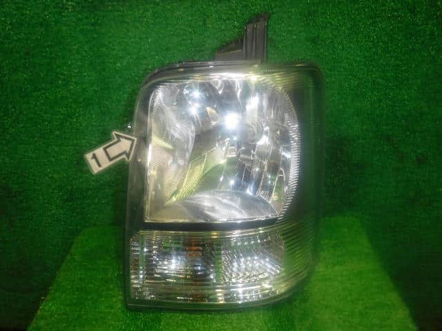 Left Headlight NISSAN Nv100 clipper 2014 HBD-DR64 — photo 1