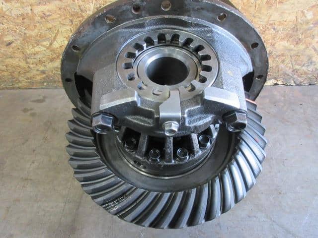 Rear Rigid Differential Assembly ISUZU 2006 PB-NKR81AN 8980151370 — photo 4