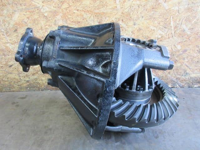 Rear Rigid Differential Assembly ISUZU 2006 PB-NKR81AN 8980151370 — photo 1