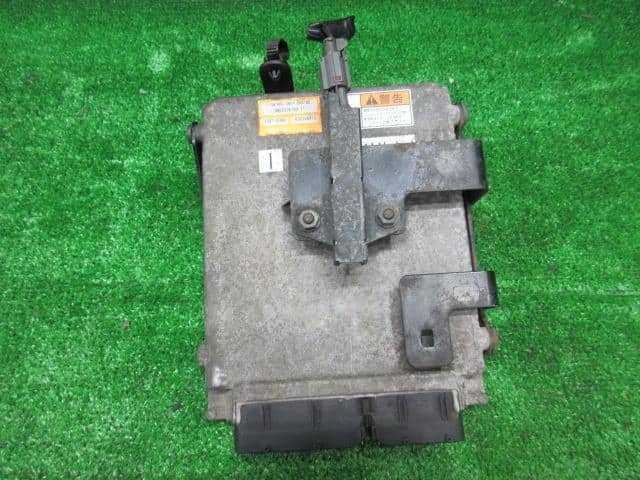 Engine Control Unit ISUZU 2006 PB-NKR81AN 8980336151 — photo 1