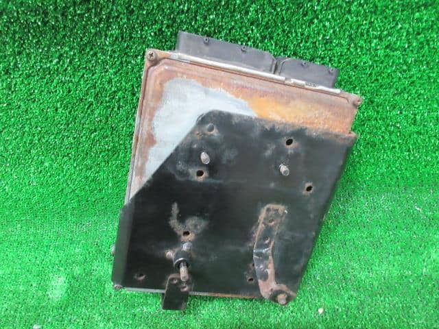Engine Control Unit ISUZU 2006 PB-NKR81AN 8980336151 — photo 2