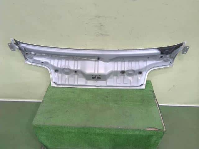 Bonnet Hood DAIHATSU Hijet 2010 EBD-S331V — photo 5