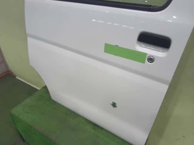 Front Left Door Assembly DAIHATSU Hijet 2010 EBD-S331V — photo 3
