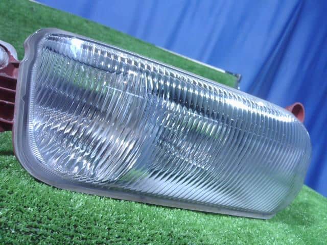 Right Fog Light Mitsubishi Fuso Fuso largesize car 2013 QKG-FS54VZ MK581082 — photo 2