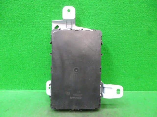 Electrical Component NISSAN Skyline 2015 DAA-HV37 — photo 2