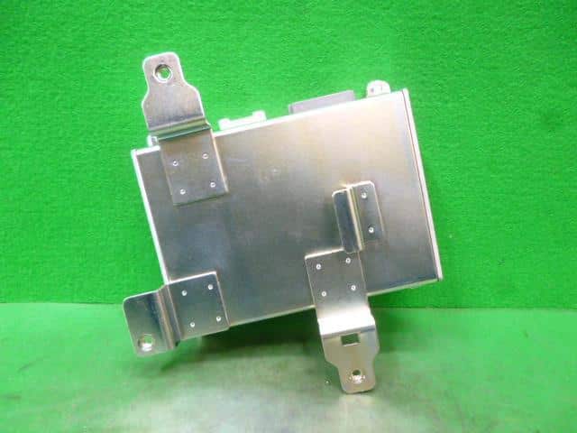 Electrical Component NISSAN Skyline 2015 DAA-HV37 — photo 2