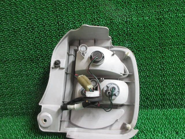 Left Tail Light SUZUKI Lapin 2006 CBA-HE21S 3567075H12 — photo 2