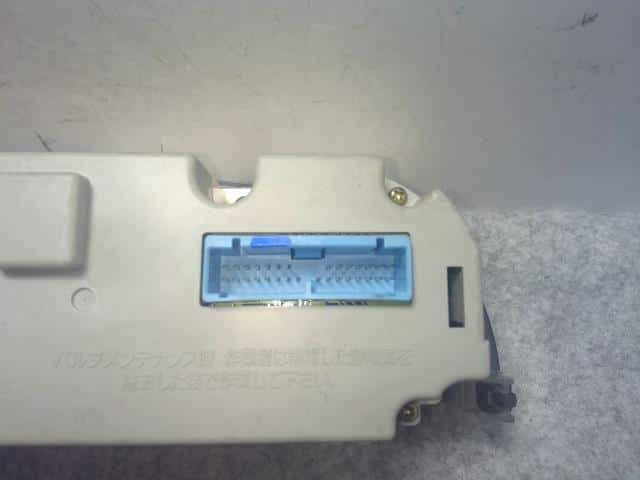 A/C Control Panel HONDA Integra 2004 ABA-DC5 — photo 3