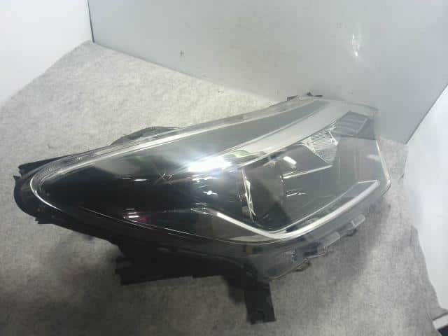 Right Headlight NISSAN Note 2017 DAA-HE12 — photo 7