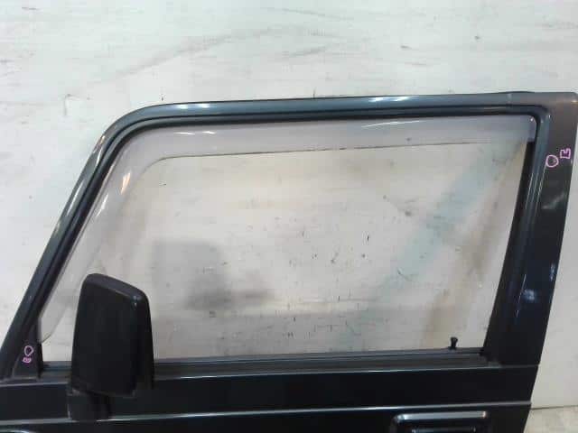 Front Left Door Assembly SUZUKI Jimny 1990 M-JA11V 6800280C11 — photo 4