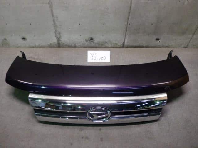 Bonnet Hood DAIHATSU Tanto 2014 DBA-LA610S — photo 1