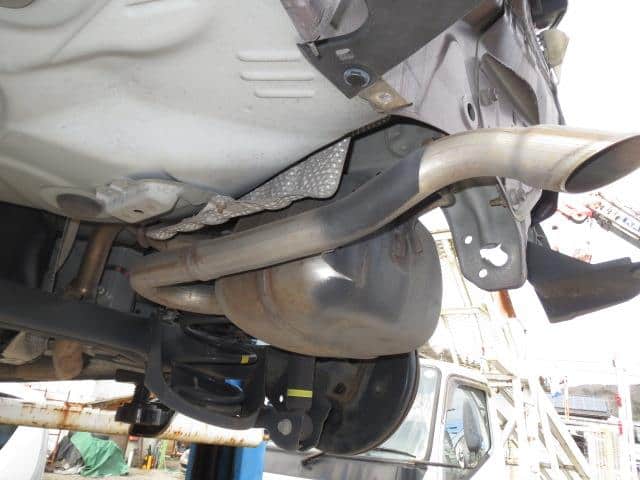 Rear Muffler TOYOTA Aqua 2014 DAA-NHP10 — photo 1
