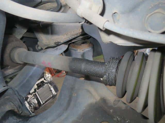 Front Left Drive Shaft DAIHATSU Hijet 2005 LE-S330V — photo 1