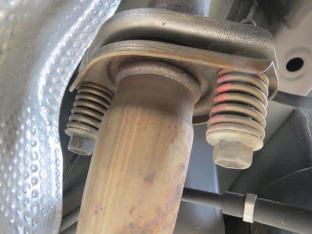 Front Exhaust Pipe TOYOTA Aqua 2014 DAA-NHP10 — photo 2
