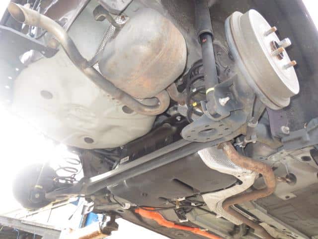 Rear Axle Beam Assembly TOYOTA Aqua 2014 DAA-NHP10 — photo 2