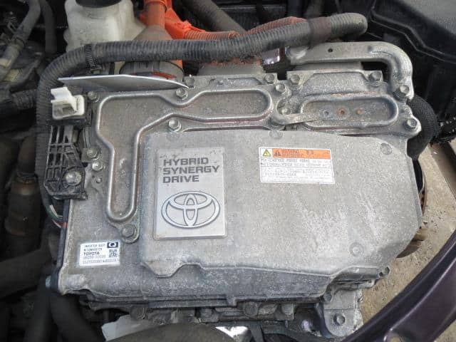 Inverter TOYOTA Aqua 2014 DAA-NHP10 — photo 1
