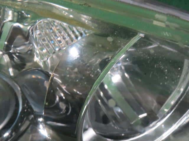 Right Headlight TOYOTA Aqua 2014 DAA-NHP10 — photo 4