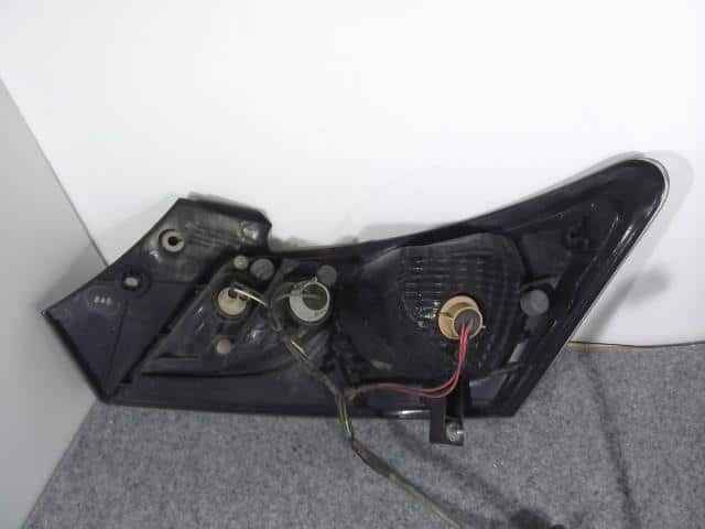 Left Tail Light TOYOTA bB 2007 DBA-QNC21 — photo 2