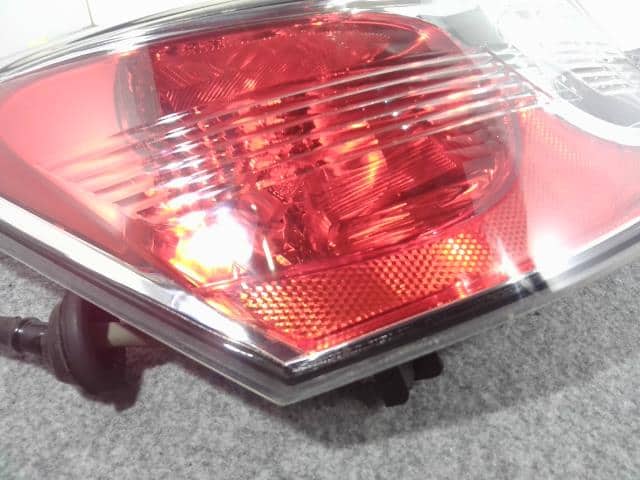 Left Tail Light TOYOTA bB 2007 DBA-QNC21 — photo 5