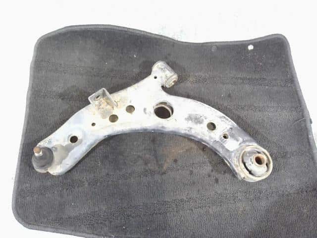 Front Left Lower Control Arm TOYOTA bB 2007 DBA-QNC21 — photo 1