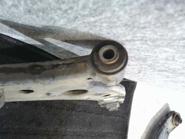 Front Left Lower Control Arm TOYOTA bB 2007 DBA-QNC21 — photo 5