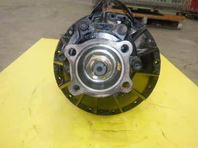 Rear Rigid Differential Assembly ISUZU 2003 KR-NKR81E 8973192530 — photo 4