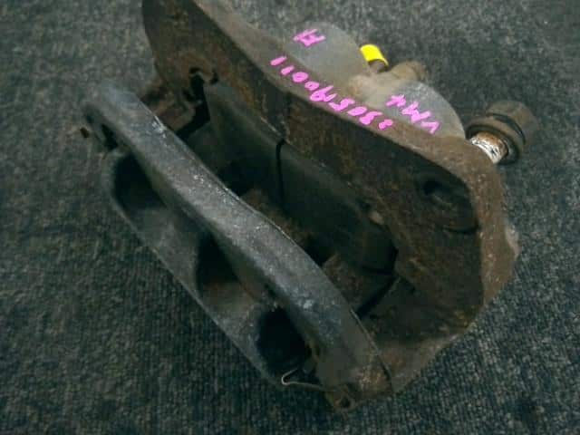 Front Right Caliper SUBARU Levorg 2016 DBA-VM4 26292AG041 — photo 3