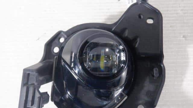 Left Fog Light MAZDA 2018 3DA-DK8AW — photo 2