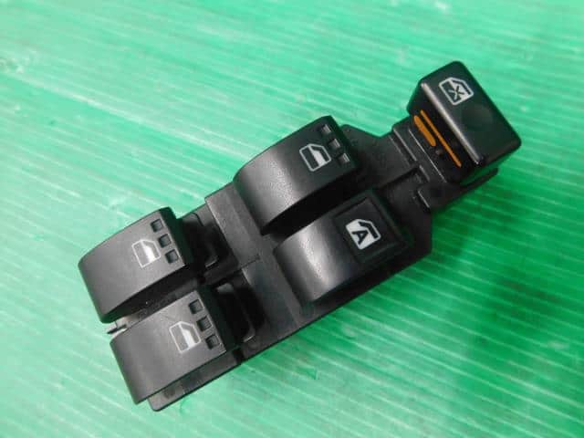 Power Window Switch TOYOTA bB 2007 DBA-QNC21 — photo 1