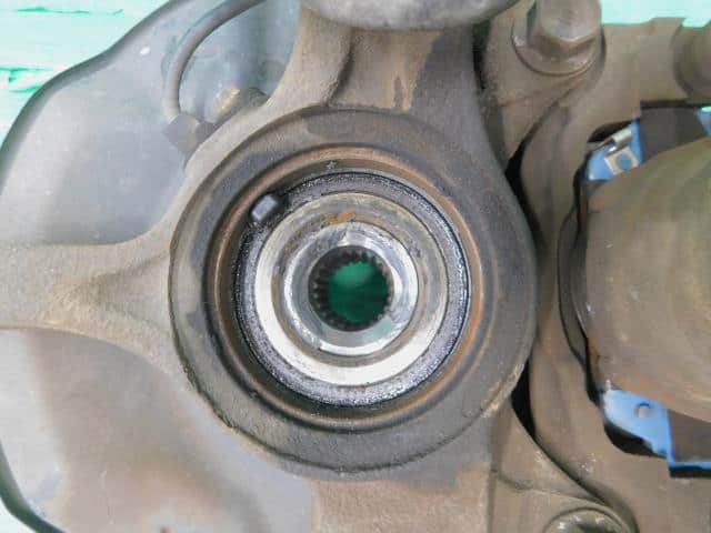 Front Left Knuckle Hub Assembly HONDA N-one 2012 DBA-JG1 — photo 3