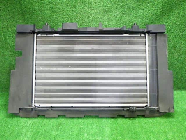 Radiator TOYOTA Blade 2008 DBA-AZE15 — photo 2