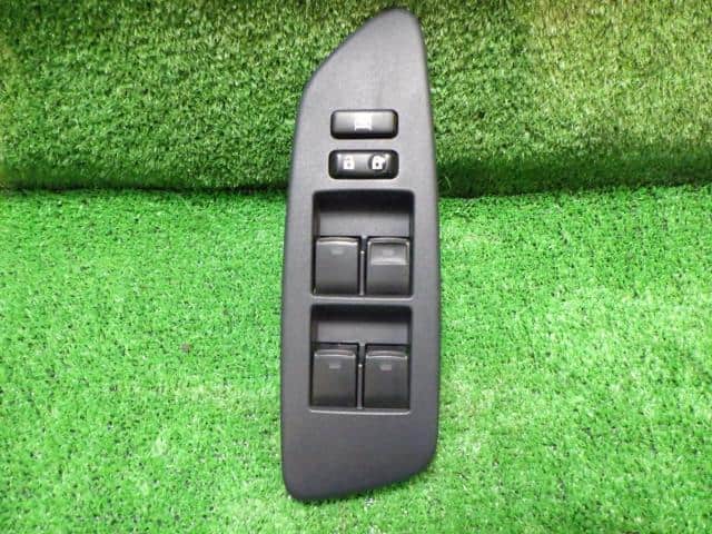 Power Window Switch TOYOTA Blade 2008 DBA-AZE15 — photo 1