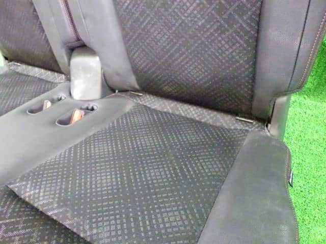 Rear Seat HONDA N-wgn 2014 DBA-JH1 — photo 3