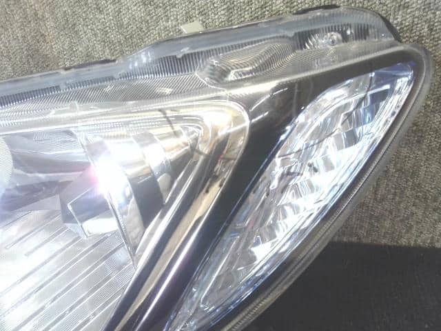 Left Headlight HONDA Civic 2008 DAA-FD3 — photo 4
