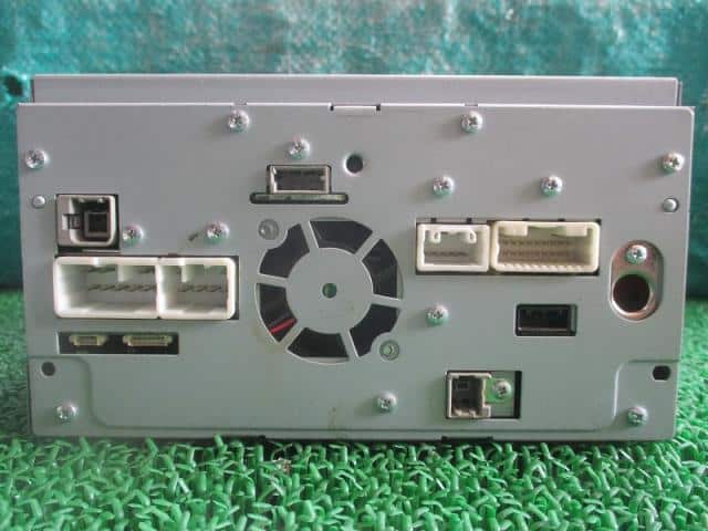 Multi Monitor DAIHATSU Move 2013 DBA-LA100S — photo 5