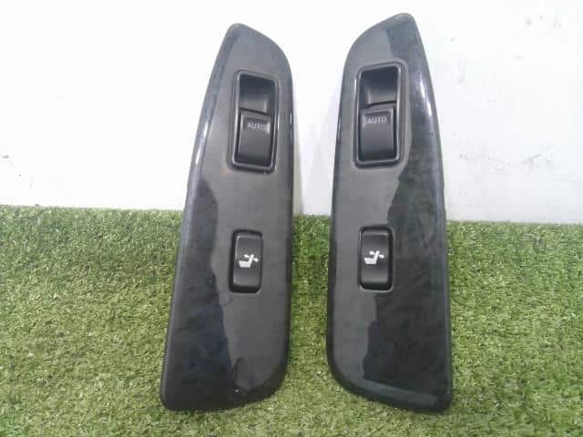 Power Window Switch TOYOTA Crown 2001 TA-JZS175W 8404030082 8403030062 — photo 3