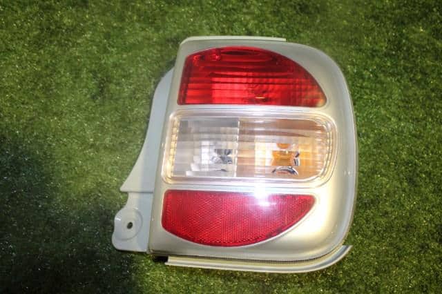 Right Tail Light SUZUKI Lapin 2006 CBA-HE21S 3565075H10 — photo 1