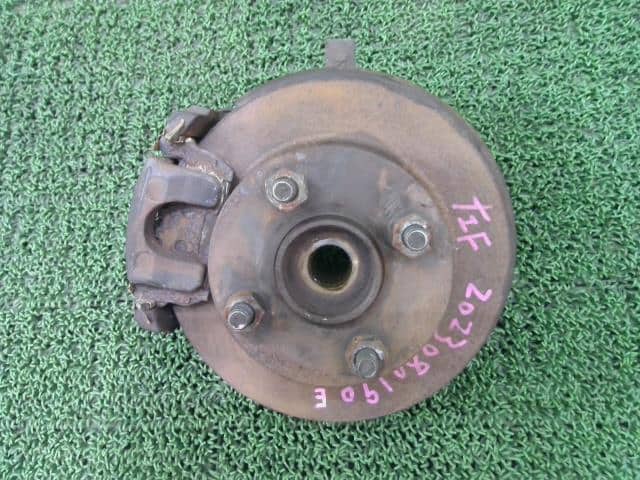 Front Left Knuckle Hub Assembly NISSAN Figalo 1991 E-FK10 — photo 1