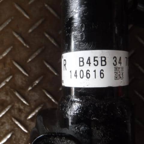 Front Right Strut MAZDA Axela 2014 DBA-BM5AP — photo 3