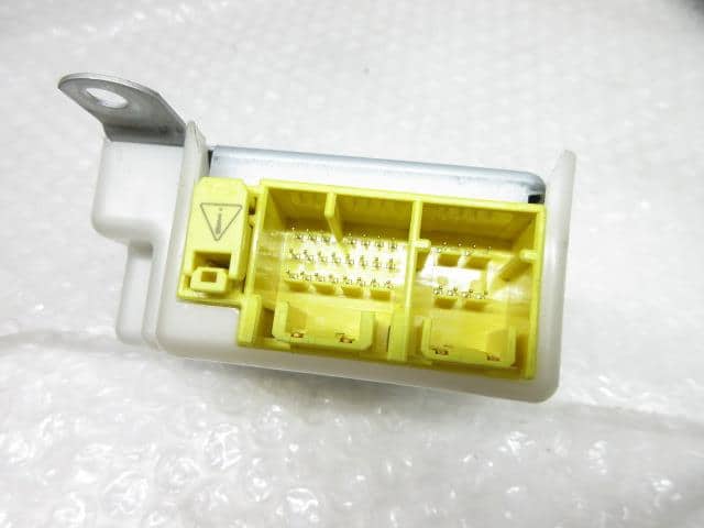 Control Unit DAIHATSU Mira 2007 DBA-L275S — photo 4